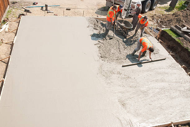 Best Concrete Pool Decks in Lighthouse Point, FL